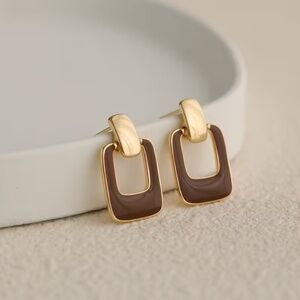 Brown Square Gold Earring